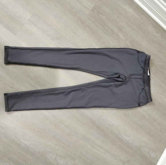 (3/$15) HUE thin soft corderoy textured leggings - Picture 12 of 13